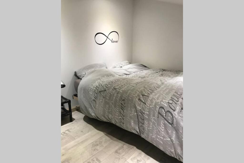Loft Exceptionnel A Wepion Avec Jacuzzi Exterieur L Ete Et Cabine Infrarouge Εξωτερικό φωτογραφία